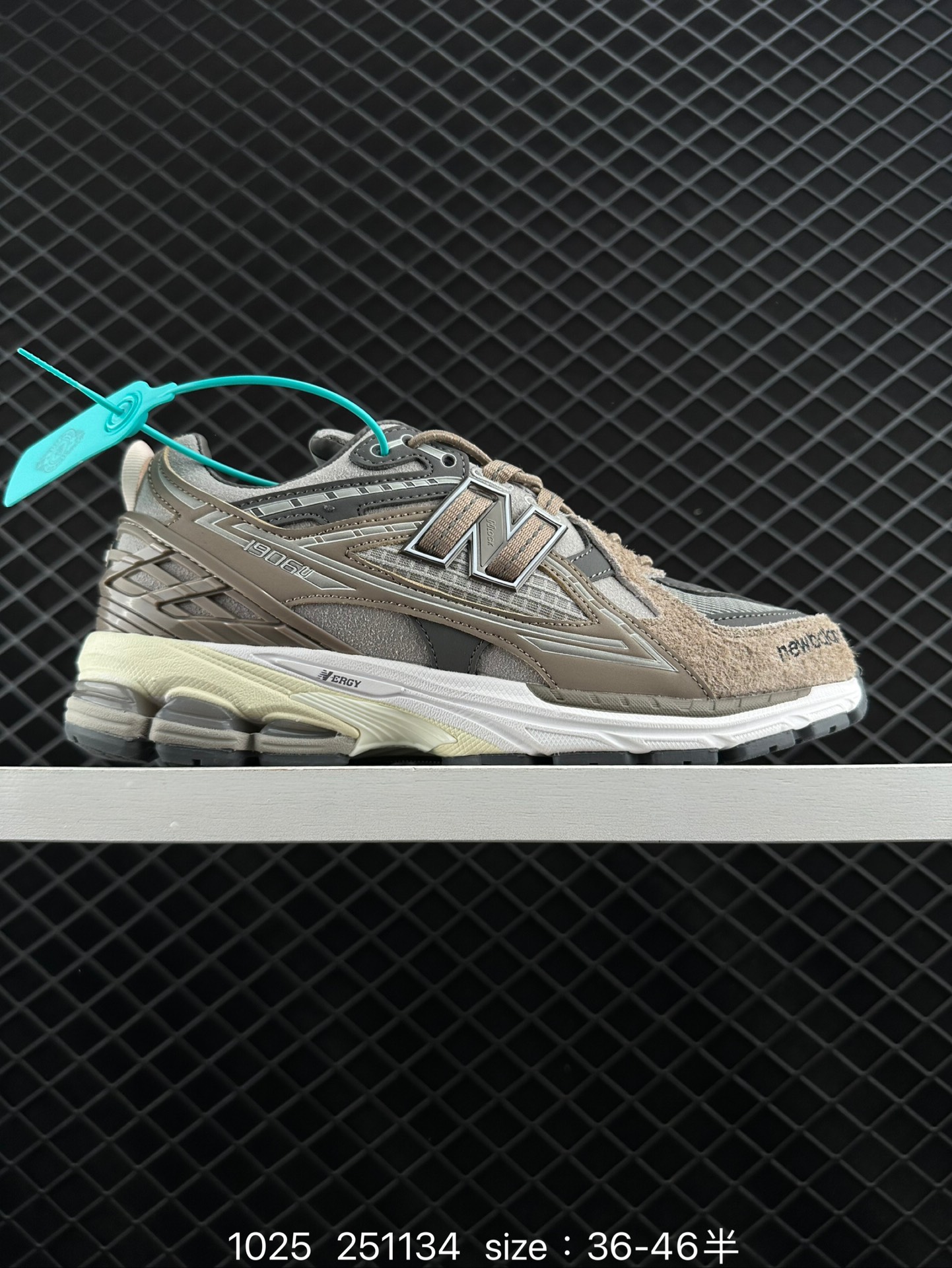 New Balance M1906 New Balance M1906